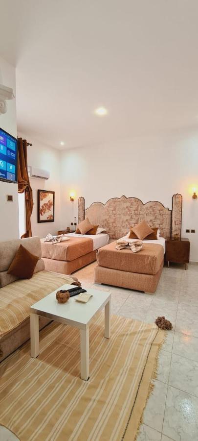 Hotel Palace Tanger Bagian luar foto