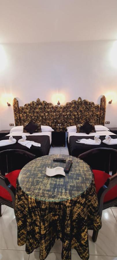 Hotel Palace Tanger Bagian luar foto