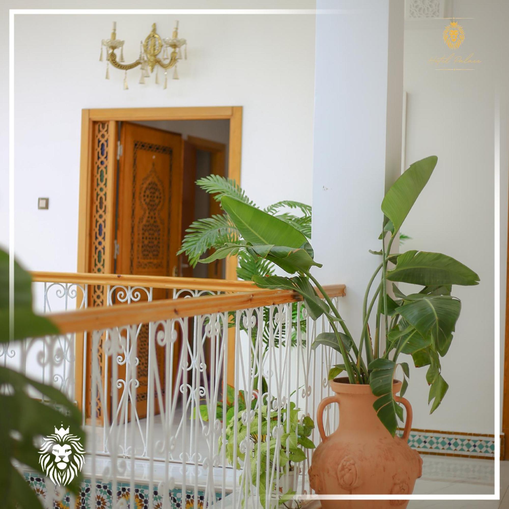 Hotel Palace Tanger Bagian luar foto