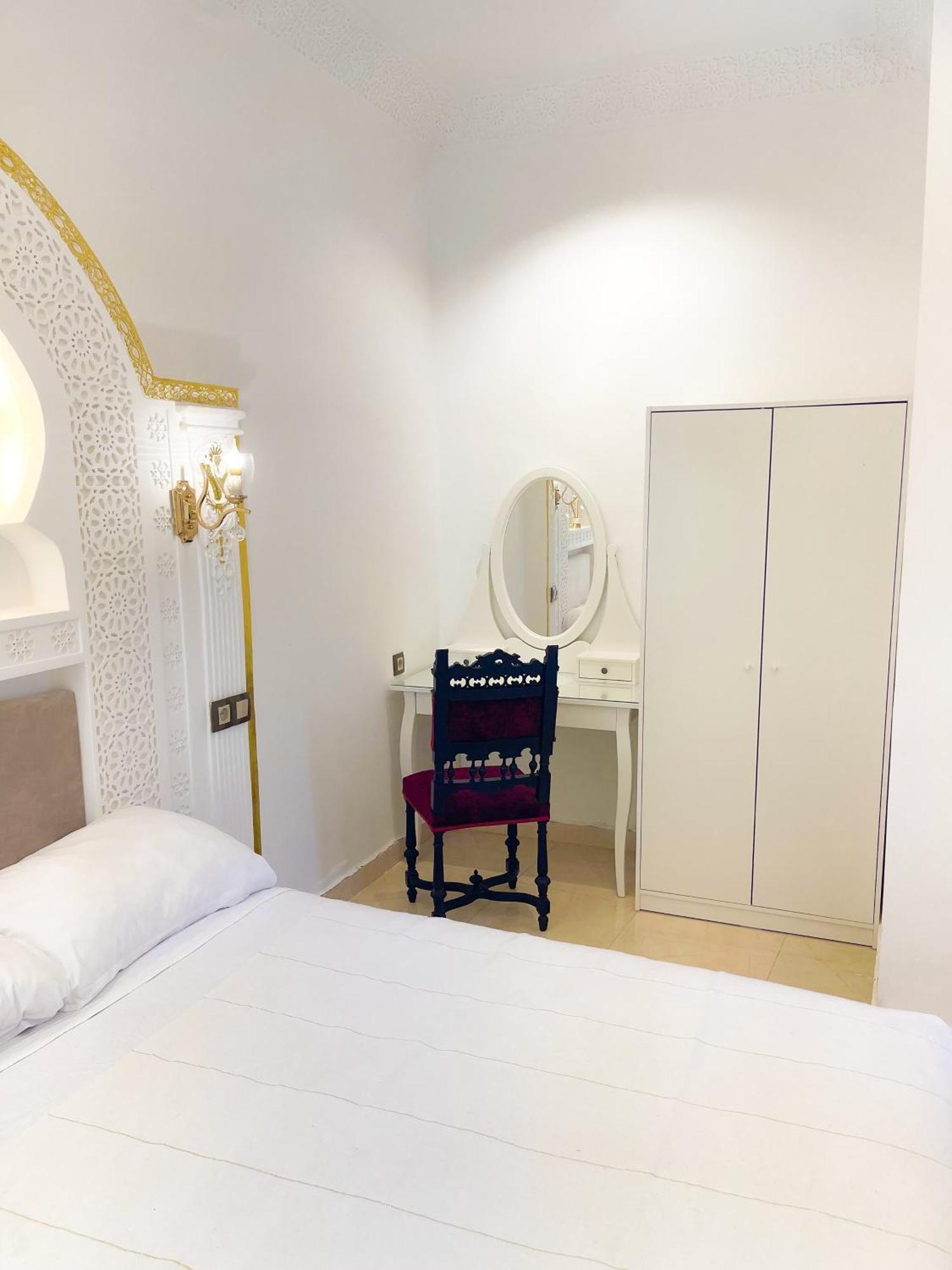 Hotel Palace Tanger Bagian luar foto
