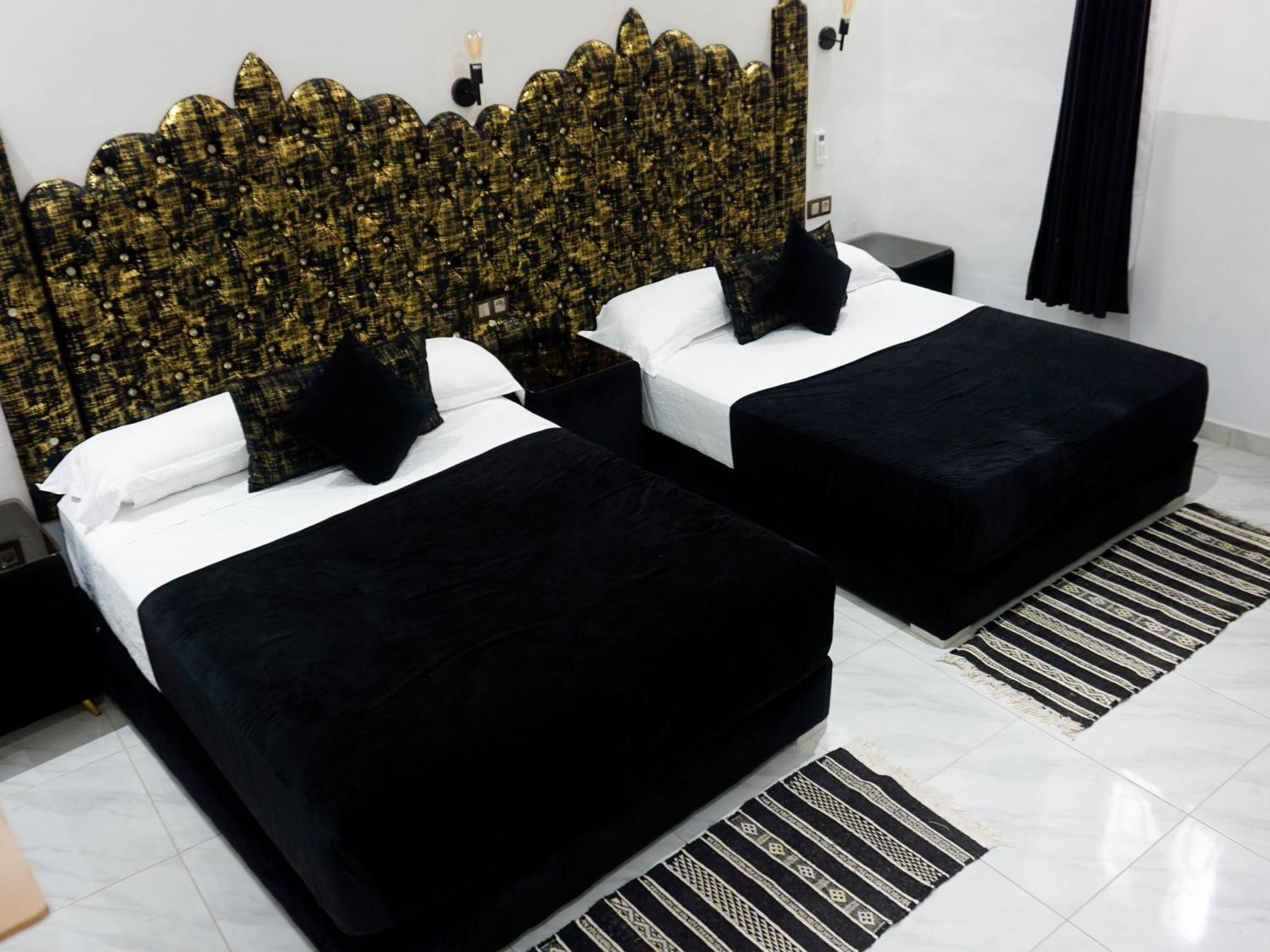 Hotel Palace Tanger Bagian luar foto