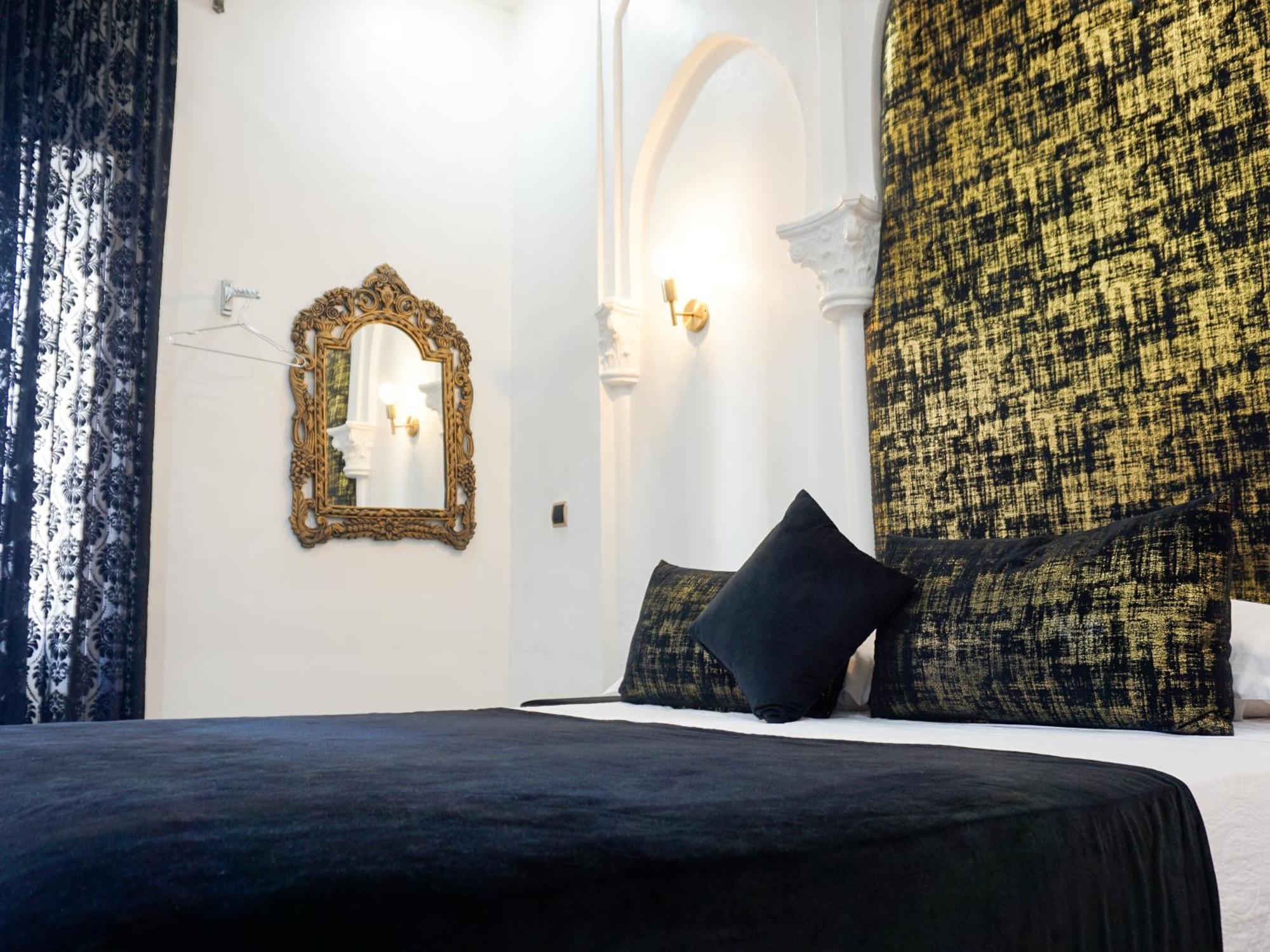 Hotel Palace Tanger Bagian luar foto